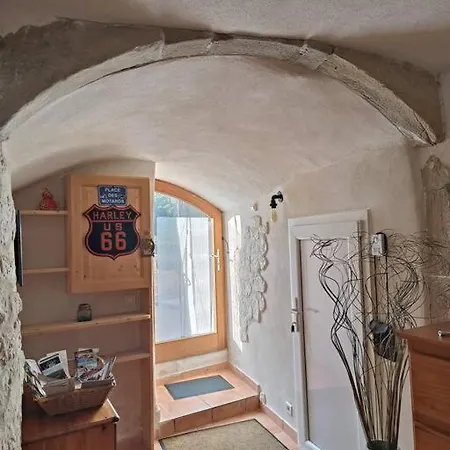 Appartement Atypique : La Grotte Bez-et-Esparon
